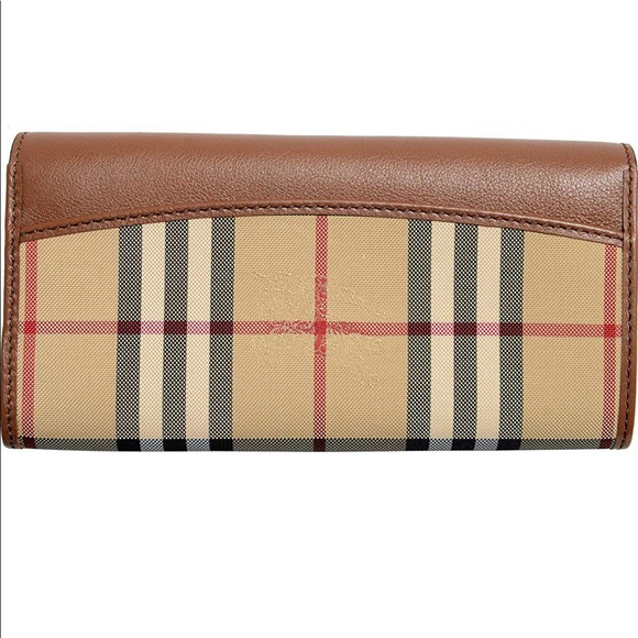 👜 Burberry 👜 - Picture 2 of 4